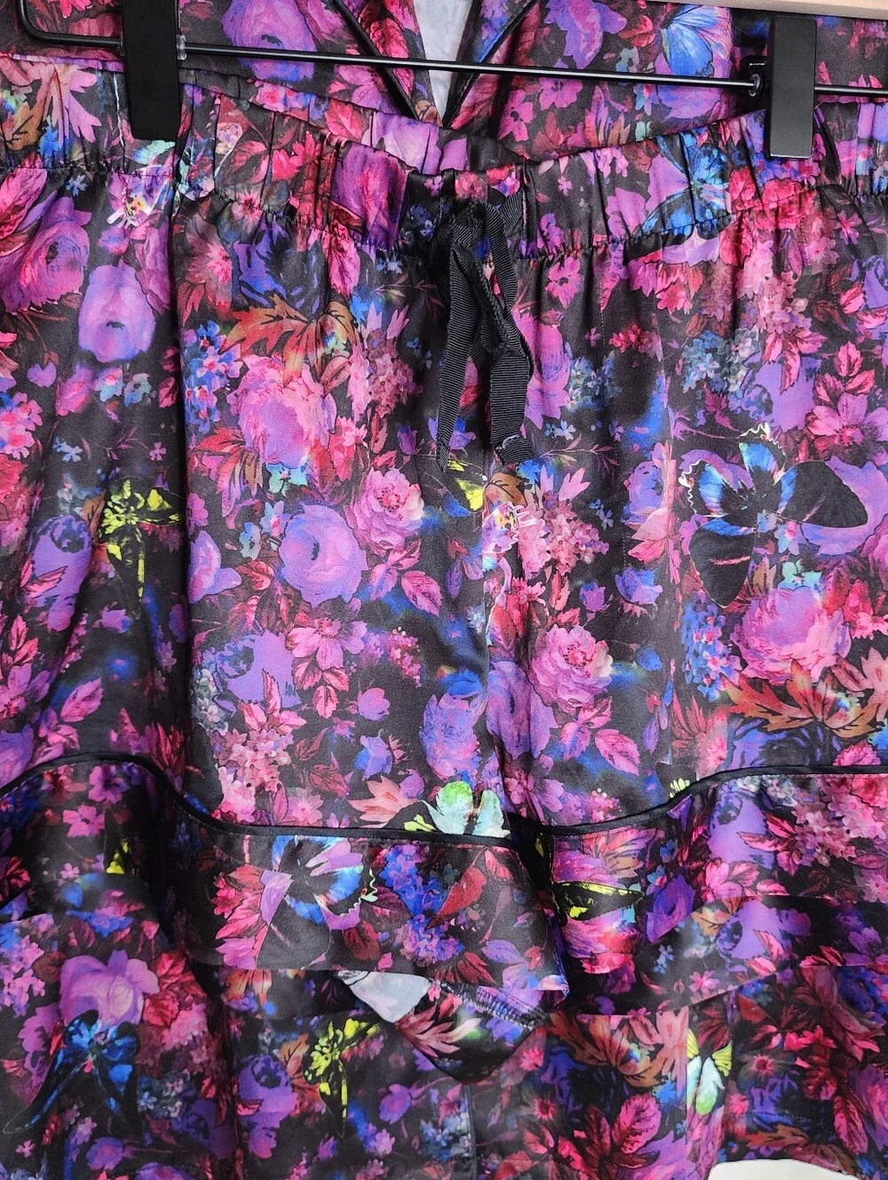 Victoria's Secret Deadstock Silky ButterflyFloral Short Sleeve Pajama Set Medium